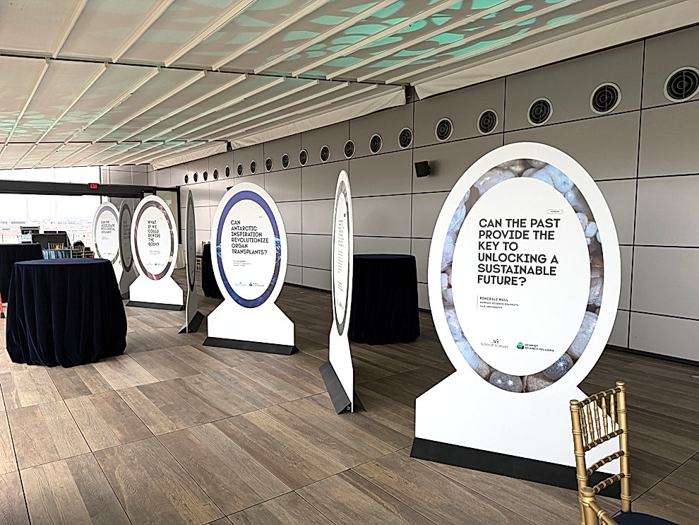 Event signage and branded exhibits for conferences in Charlotte, NC
