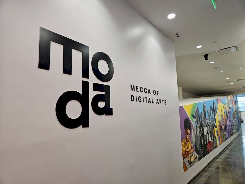 Immersive museum exhibits with custom graphics and displays Charlotte, NC